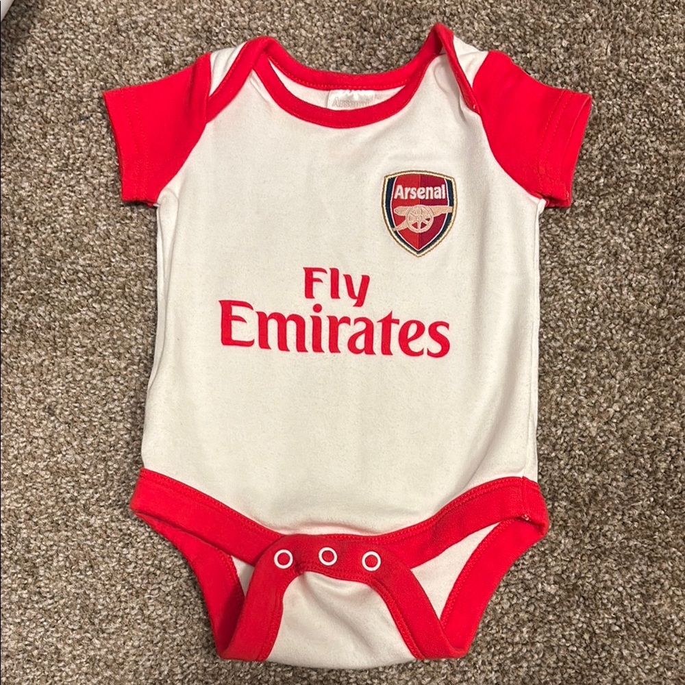 Kids One Piece - Red and White ARSENAL